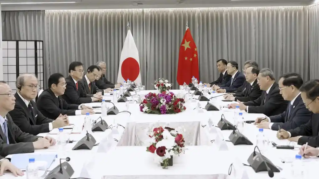 Kineski premijer pristaje na saradnju sa Seulom i Tokijem