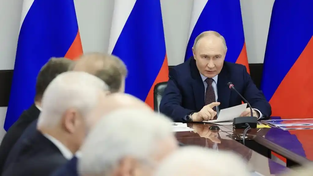 Putin: Moramo ostati korak ispred neprijatelja