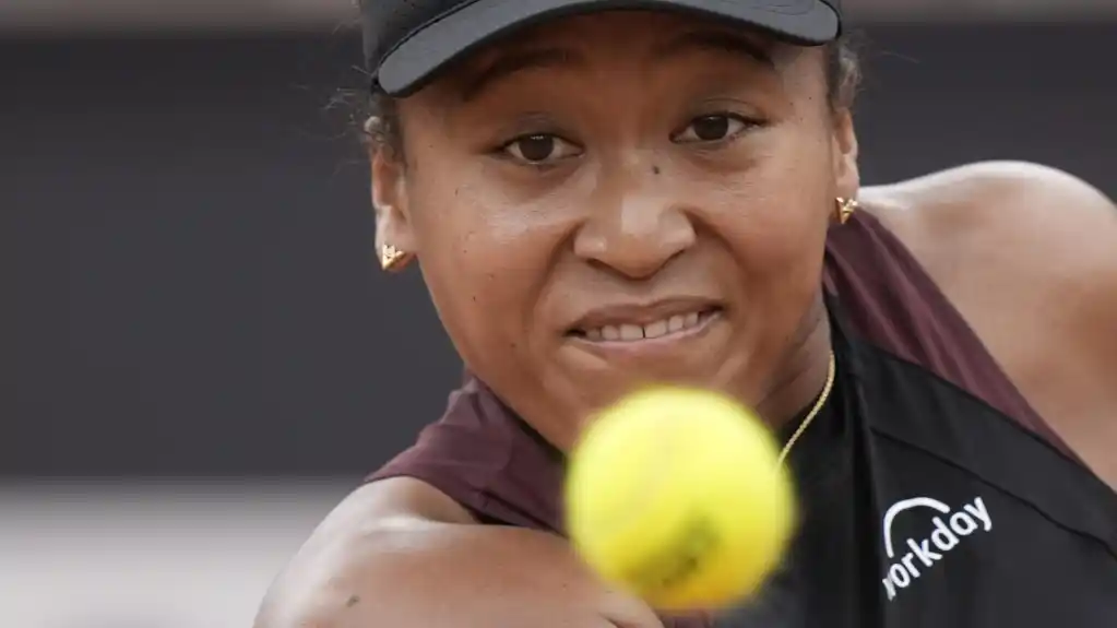 Naomi Osaka ostvarila prvu pobedu nad igračem iz top 20 na šljaci