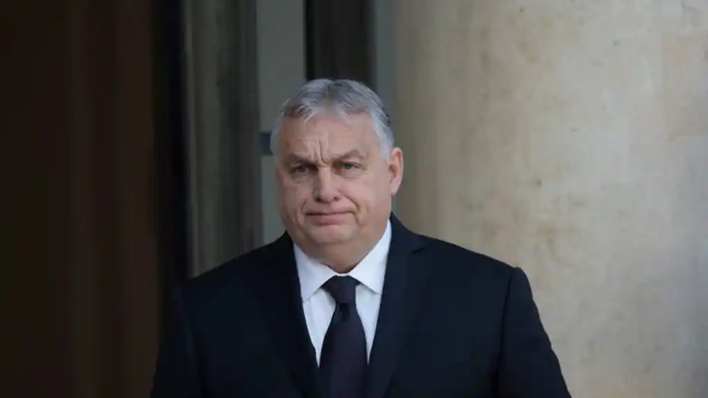 Orban: Meloni i Le Penova treba da formiraju desničarsku supergrupu u EP