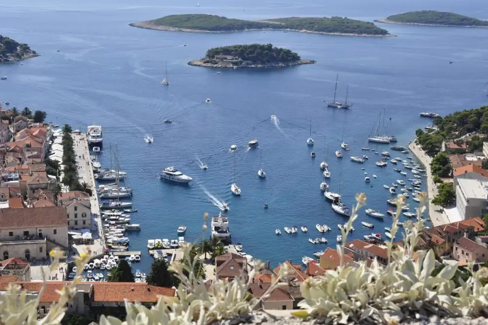 Turisti odabrali ostrvo sa najčistijom vodom na svetu
