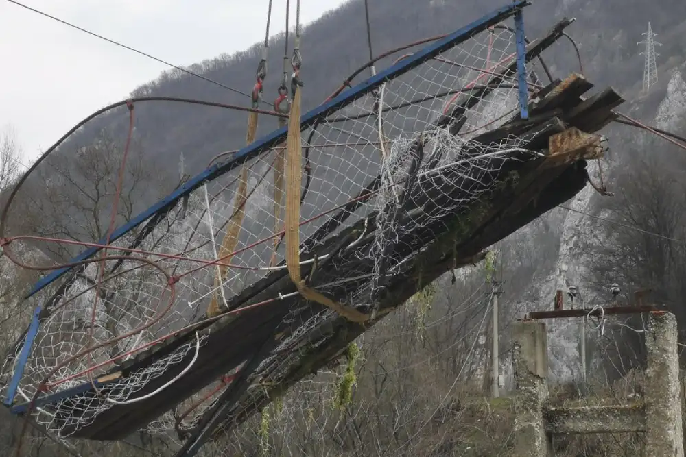 Epilog nesreće u Ovčar banji gde su poginule dve osobe: Osuđen građevinski inspektor zbog pada visećeg mosta