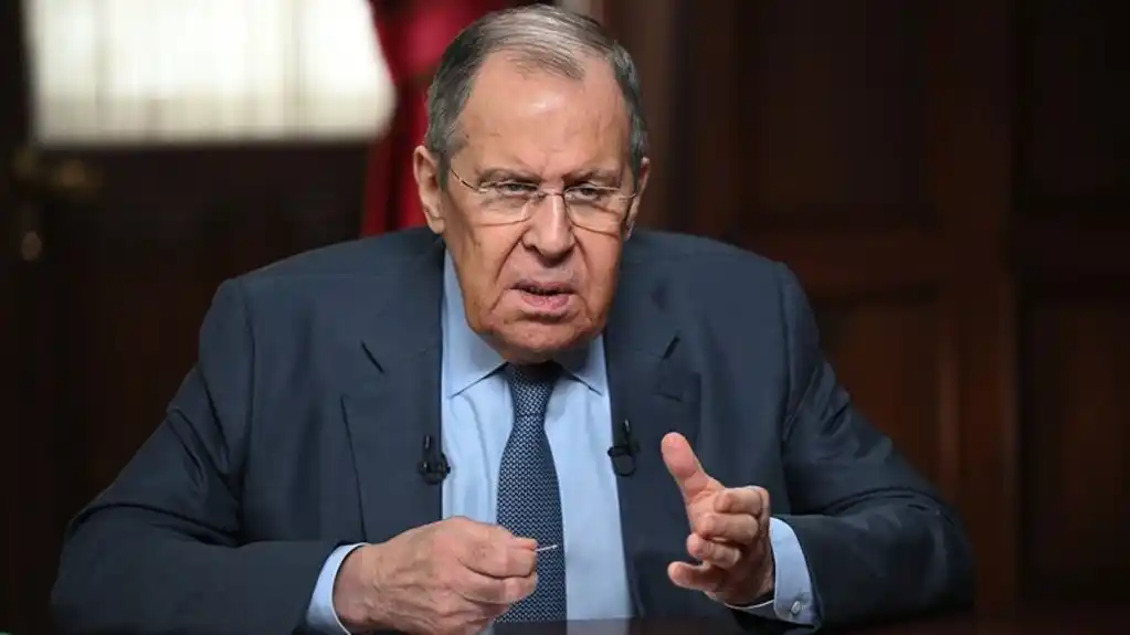 Lavrov: Francuski vojni instruktori su verovatno već u Ukrajini, legitimna su meta