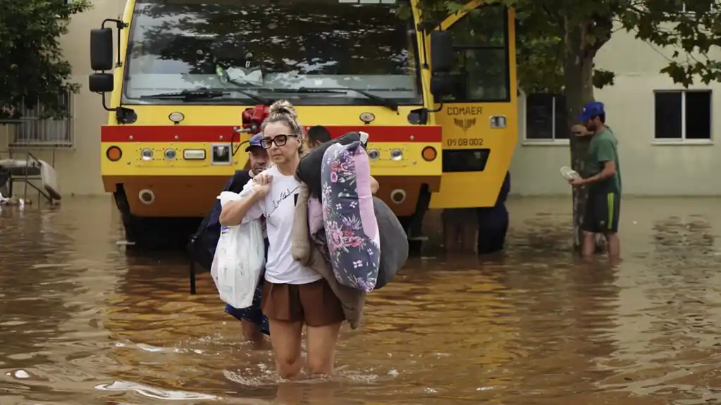 U poplavama na jugu Brazila poginulo najmanje 75 ljudi tokom 7 dana, a 103 osobe su nestale