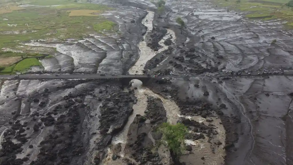 Poplave i klizišta na ostrvu Sumatra odnijele 41 život, 17 osoba se vodi kao nestalo