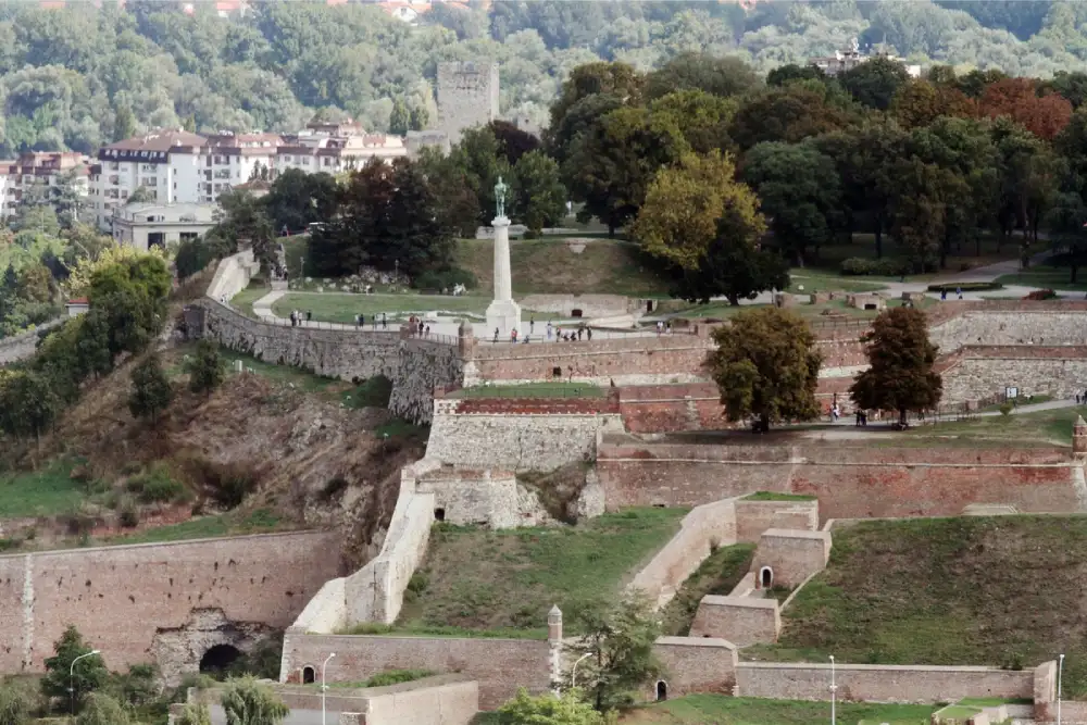 Danas promenljivo oblačno, temperatura do 27 stepeni