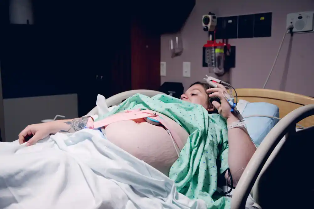Kompjuterska greška u Južnoj Australiji: Pogrešni rokovi trudnica dovode do rane indukcije porođaja