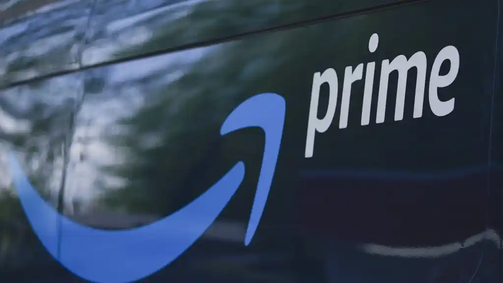 Amazon po prvi put prelazi 2 triliona dolara na berzi