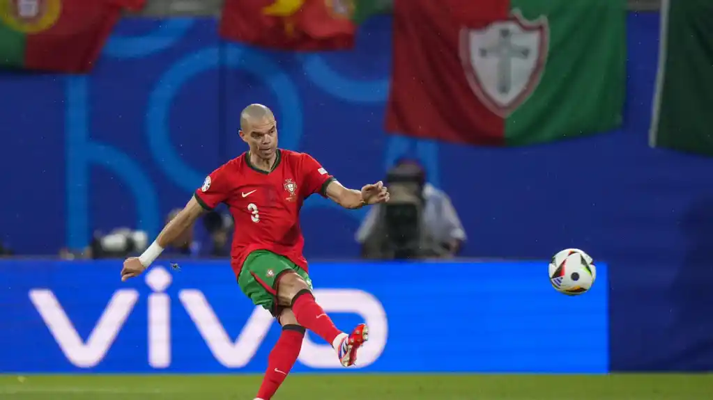 Defanzivac Portugala Pepe postao najstariji igrač koji je igrao na Evropskom prvenstvu