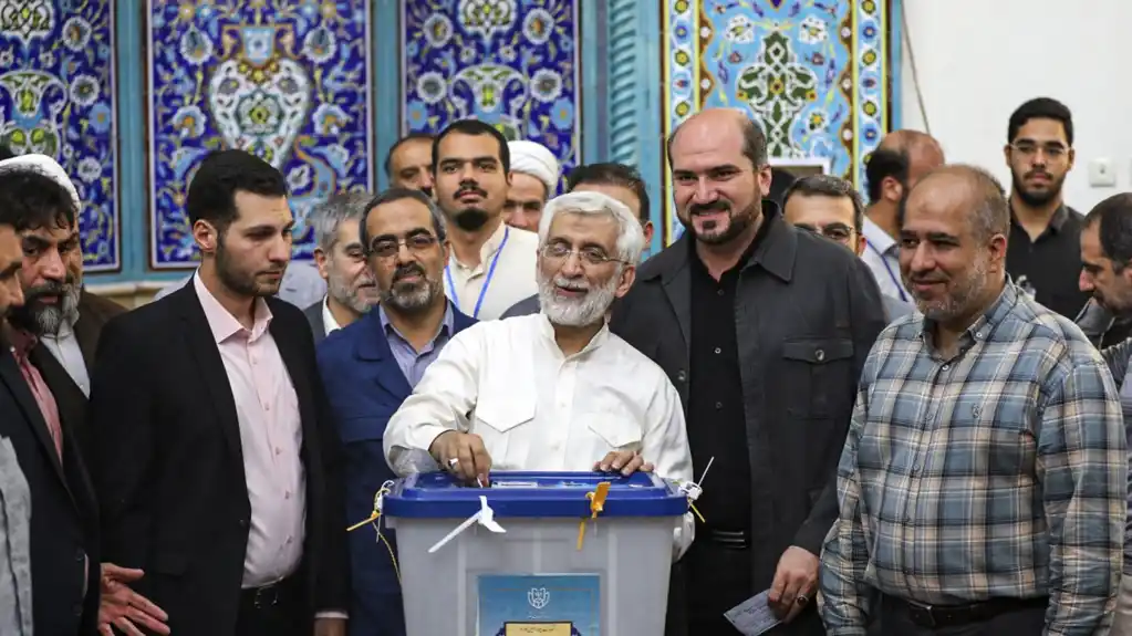 Rani rezultati predsedničkih izbora u Iranu: Trka između Pezeškijana i Džalilija, drugi krug glasanja verovatan