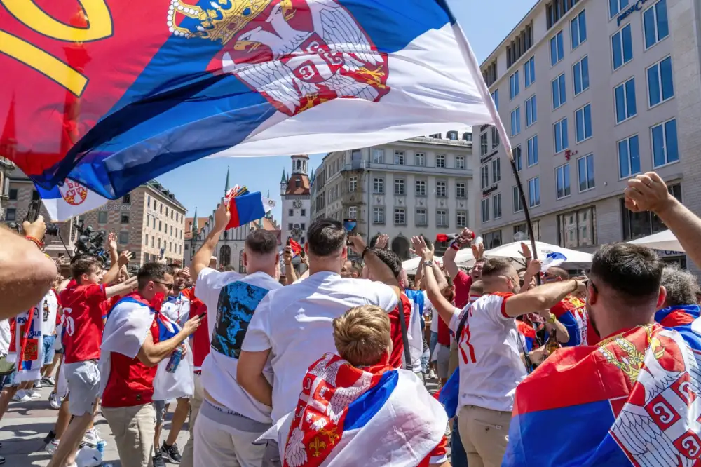Navijači Srbije se potukli sa policijom u Minhenu