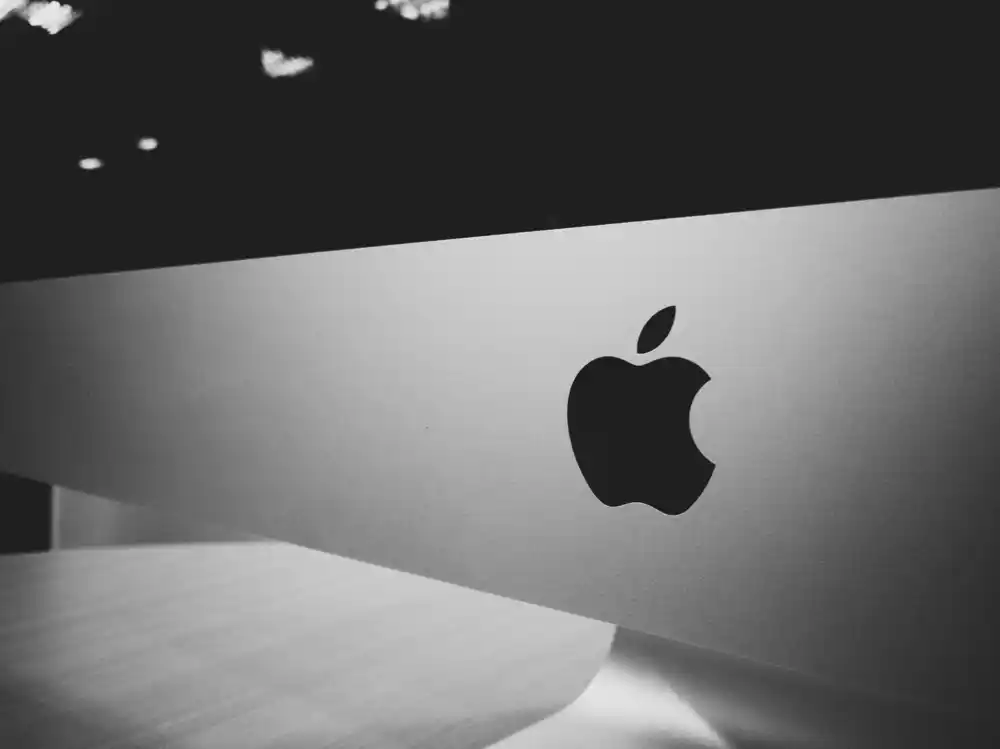 Apple suočen sa tužbom zbog rodne nejednakosti u platama