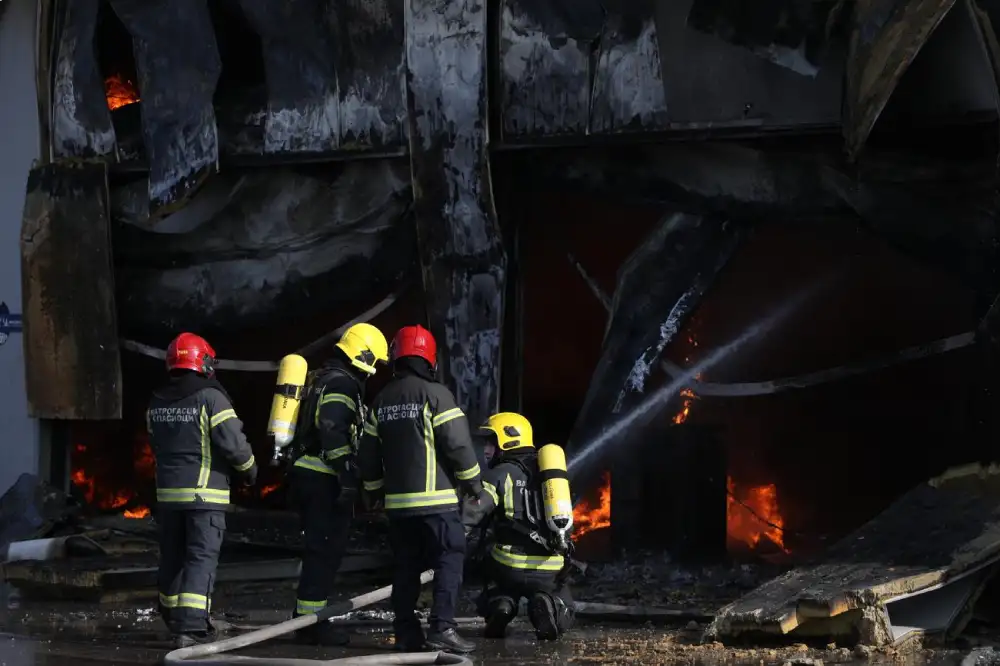 Zapalila se klanica kod Surčina