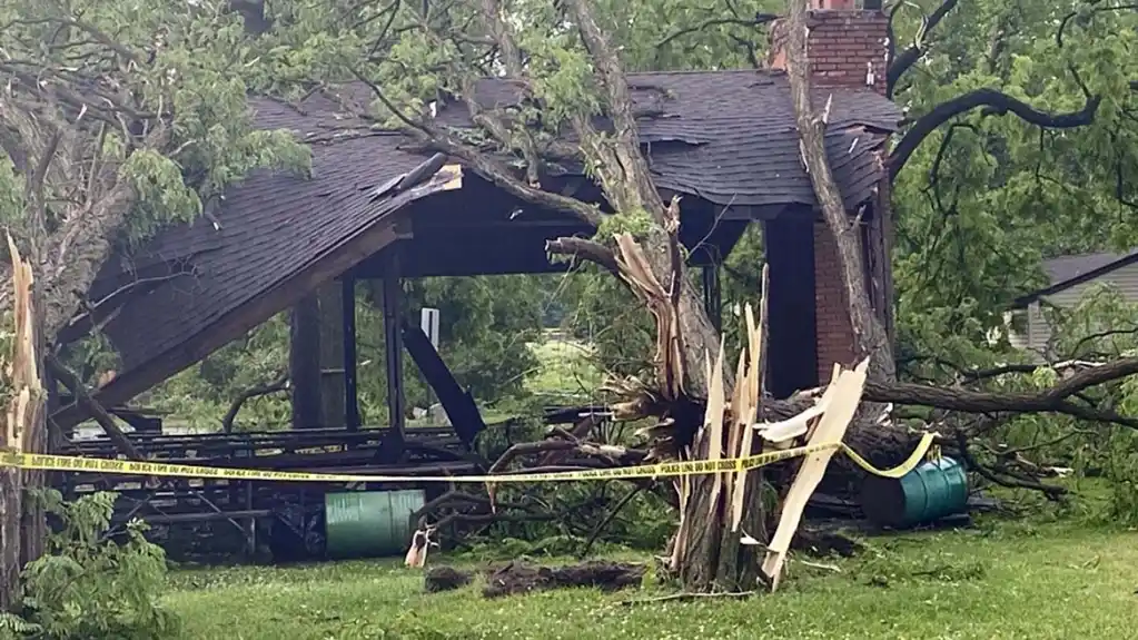 Tornado u Mičigenu usmrtio dvogodišnjeg dečaka, povredio majku