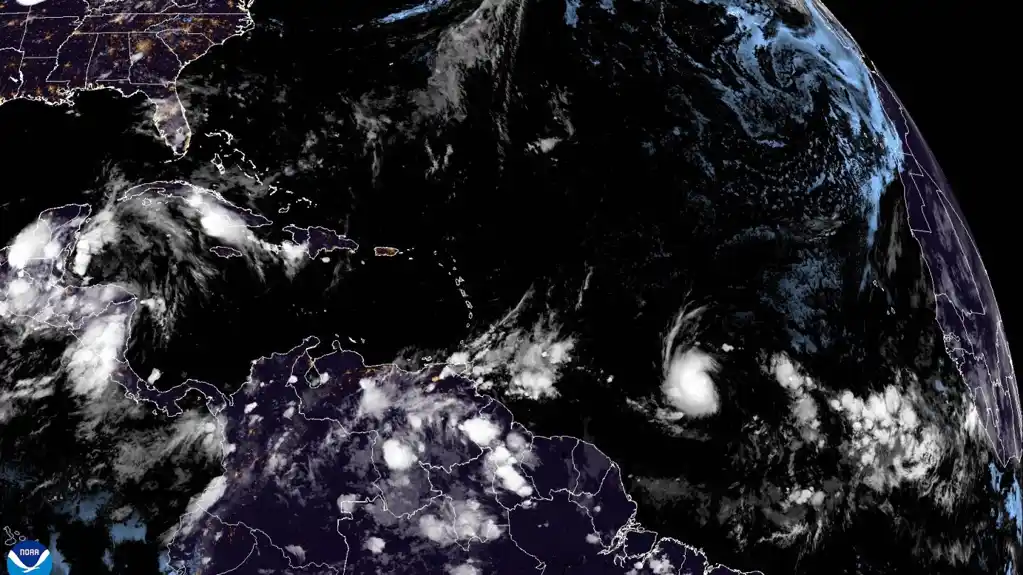 Tropska oluja Beril se očekuje da ojača u veliki uragan dok se približava Karibima