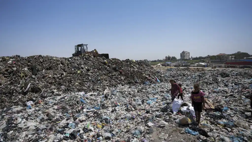 Gaza u krizi: Raseljene porodice suočene s opasnim sanitarnim uslovima i zdravstvenim rizicima