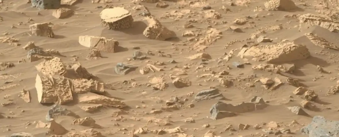 Upornost pronalazi čudne ‘kokice’ na Marsu, sugerišući postojanje vode