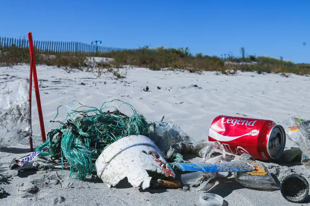 Veliki brendovi su neproporcionalno odgovorni za zagađenje plastikom na malim ostrvima