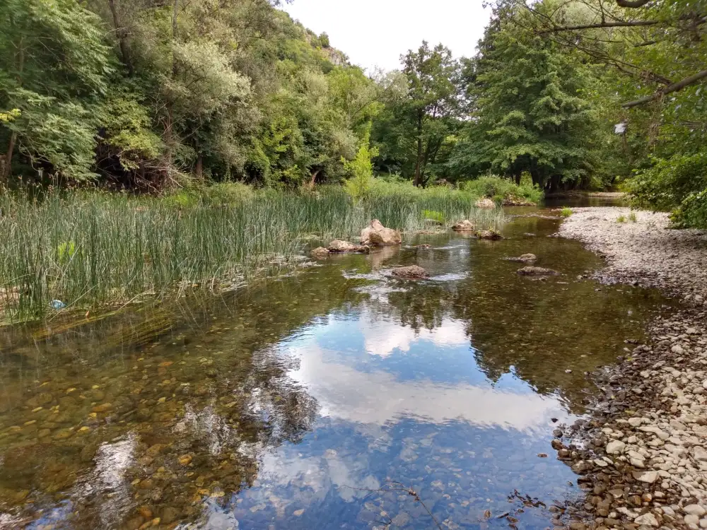 Danas promenljivo oblačno i nestabilno, temperatura do 34 stepena