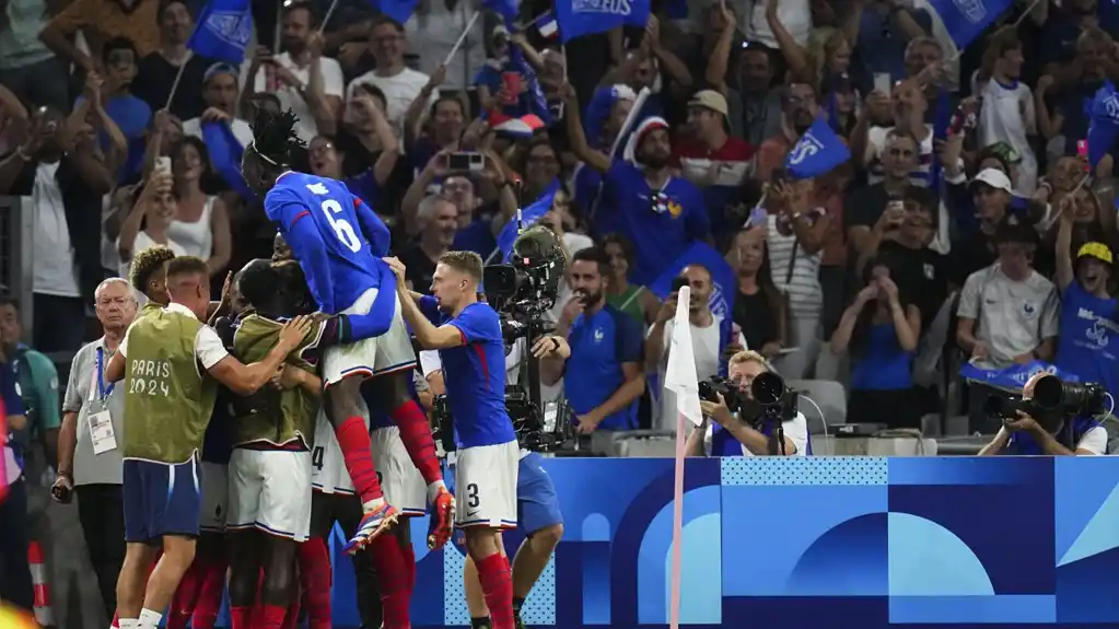 Francuska savladala SAD sa 3:0 na Olimpijadi uz spektakularne golove Lakazeta i Oliza