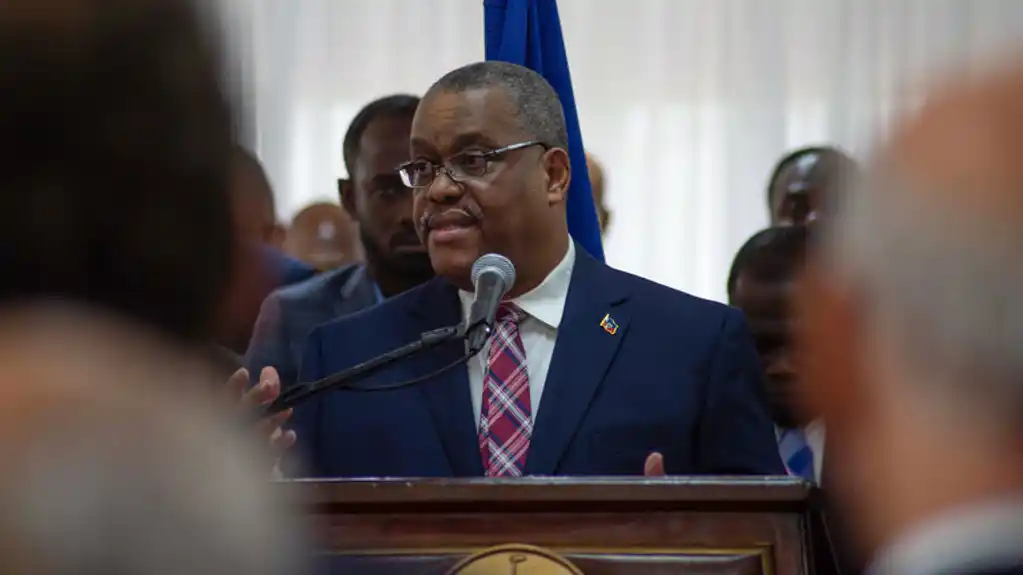 Haiti smenio premijera, što je označilo još više previranja u njegovom procesu demokratske tranzicije