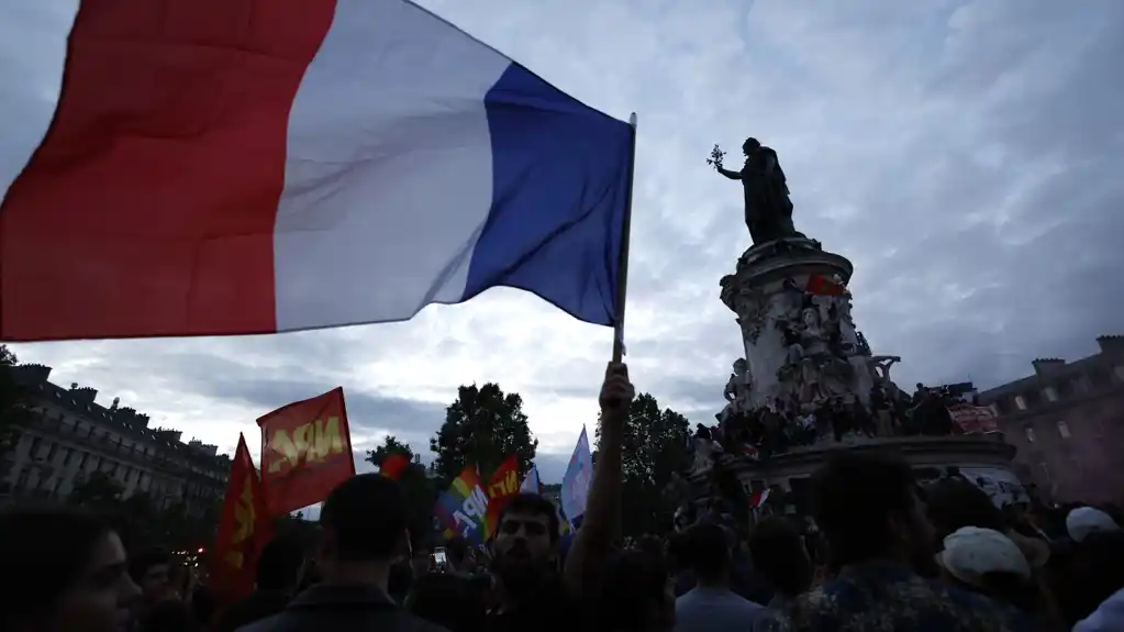 Izbori u Francuskoj završavaju bez jasne većine