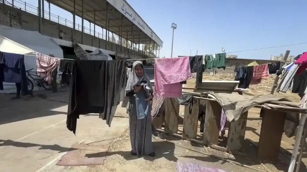 Najveći fudbalski stadion u Gazi sada je sklonište za hiljade raseljenih Palestinaca