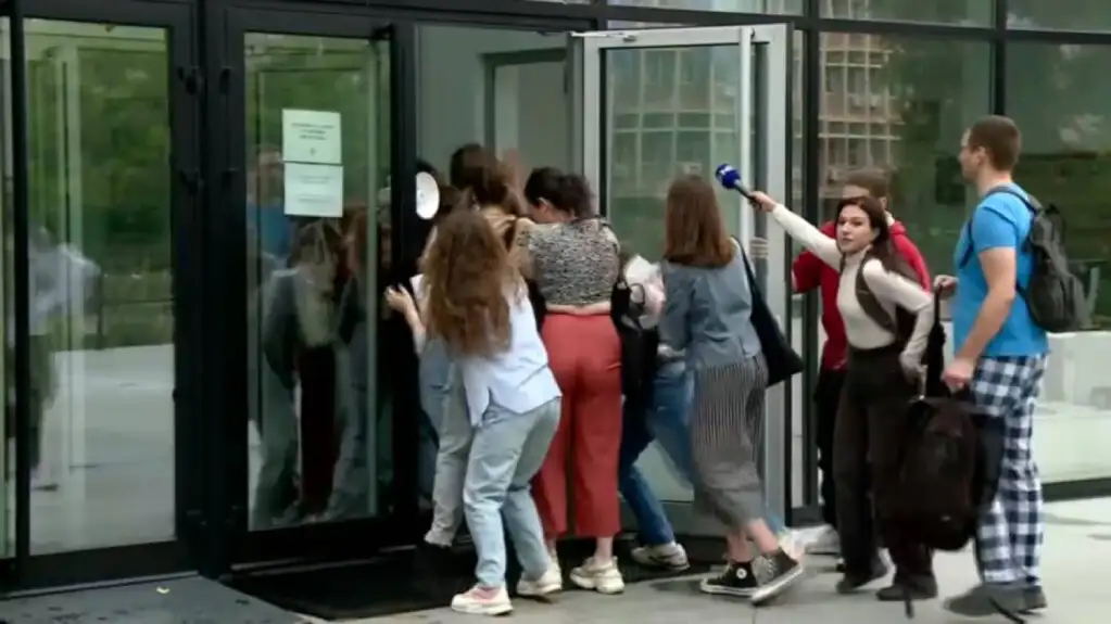 Studenti ponovo blokirali Rektorat univerziteta u Novom Sadu