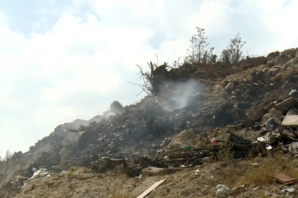 Kraljevo: Ponovo izbio požar na deponiji