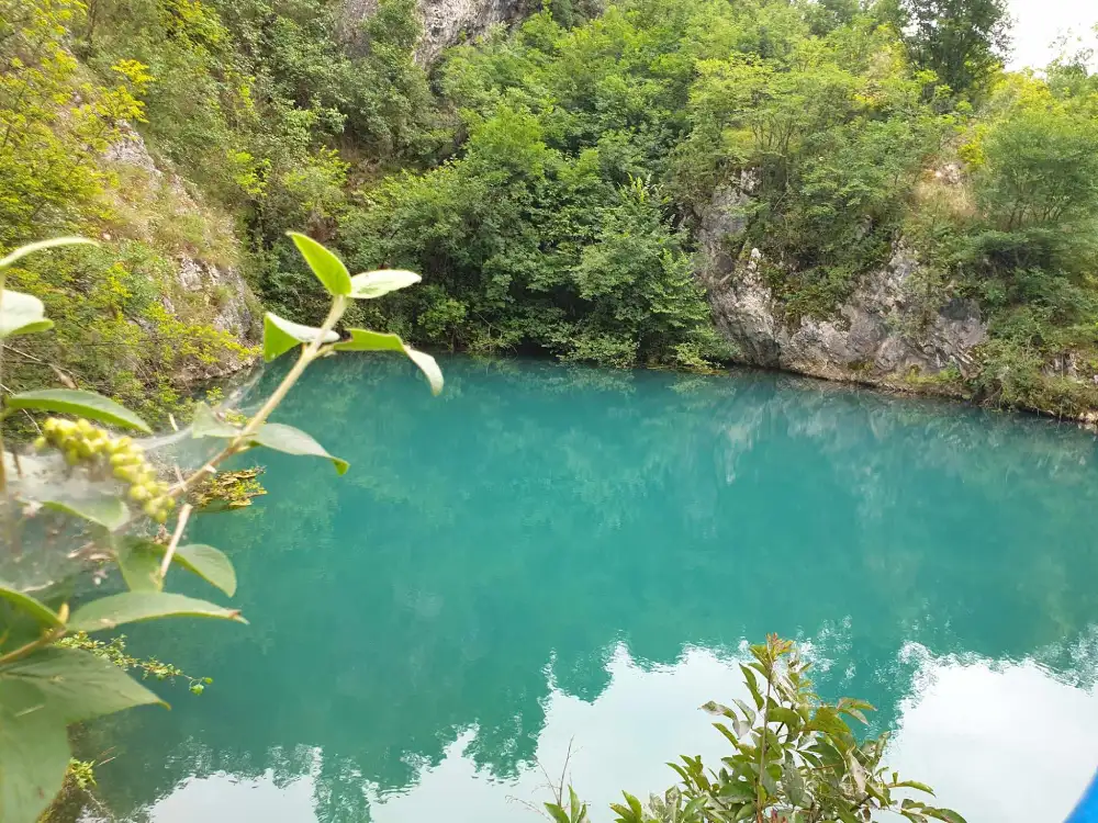 Danas promenljivo oblačno i toplo, temperatura do 34 stepena