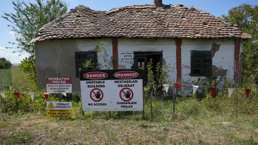 Poslanici odbili zabranu iskopavanja litijuma, opozicija protestovala u Skupštini