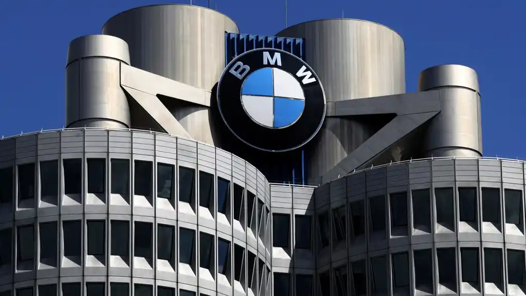 BMW smanjuje ciljeve prodaje i profita zbog problema sa kočionim sistemom i slabe potražnje u Kini