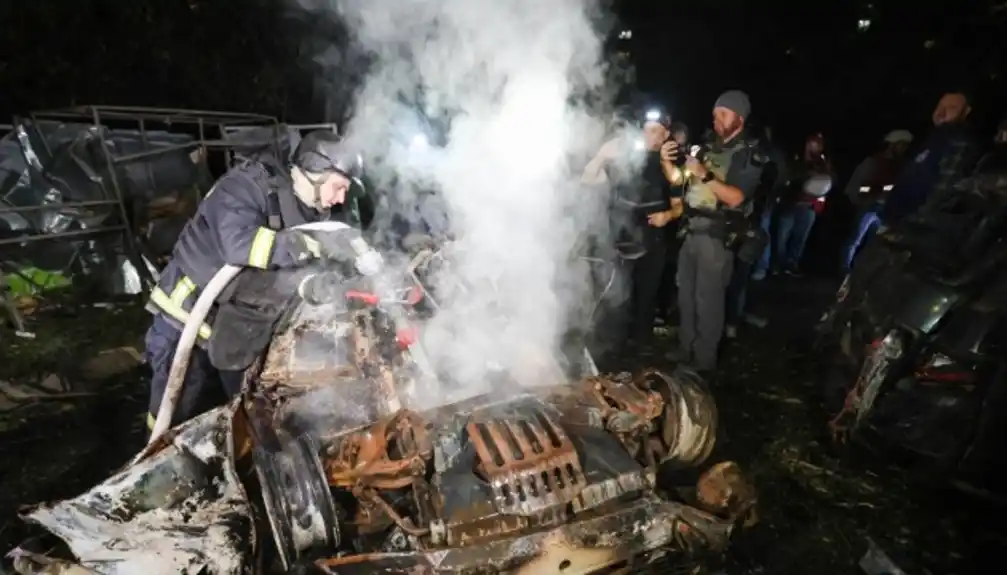 Broj žrtava porastao je na 21 nakon ruskog bombardovanja Harkova