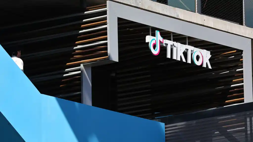 TikTok zabranjuje RT naloge na arapskom