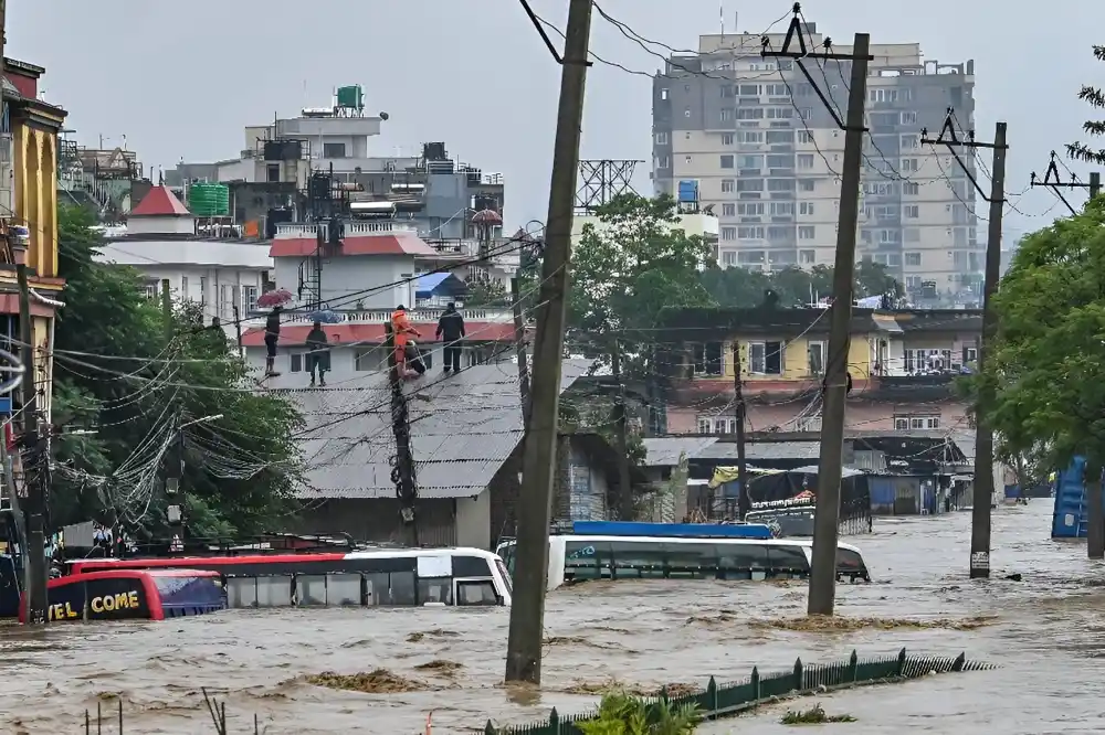 Poplave i klizišta u Nepalu odnela 59 života, spasilačke ekipe tragaju za nestalima