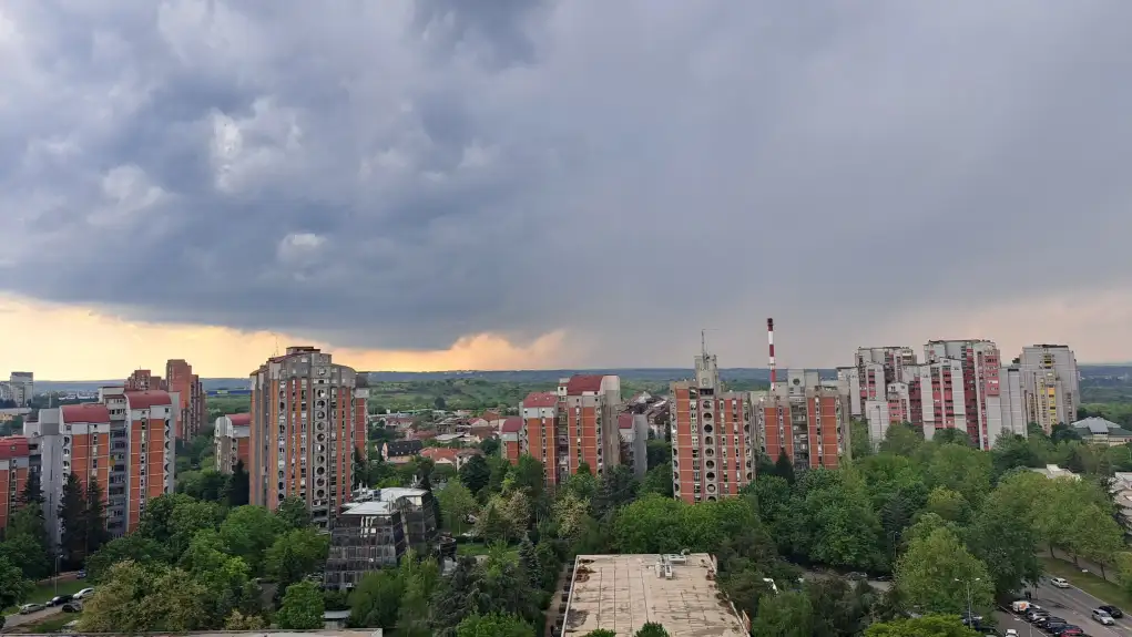 Danas promenljivo oblačno sa sunčanim intervalima, temperatura do 28 stepeni