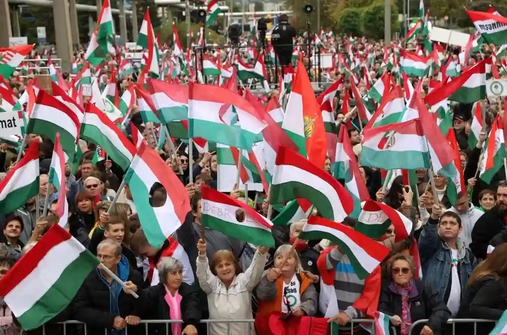 Mađari protestuju protiv „fabrike propagande“ državnih medija i zahtevaju nepristrasnu štampu