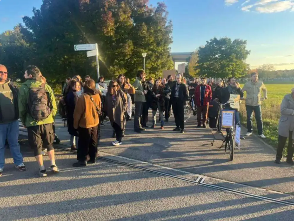 Protest u Berlinu zbog rudarenja litijuma u Srbiji: „Dvostruki standardi nemačke industrije“