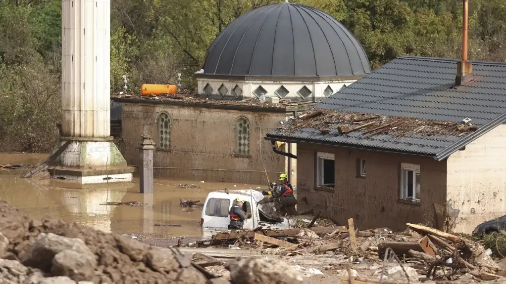 Proglašena trodnevna žalost u Jablanici zbog nastradalih u poplavama