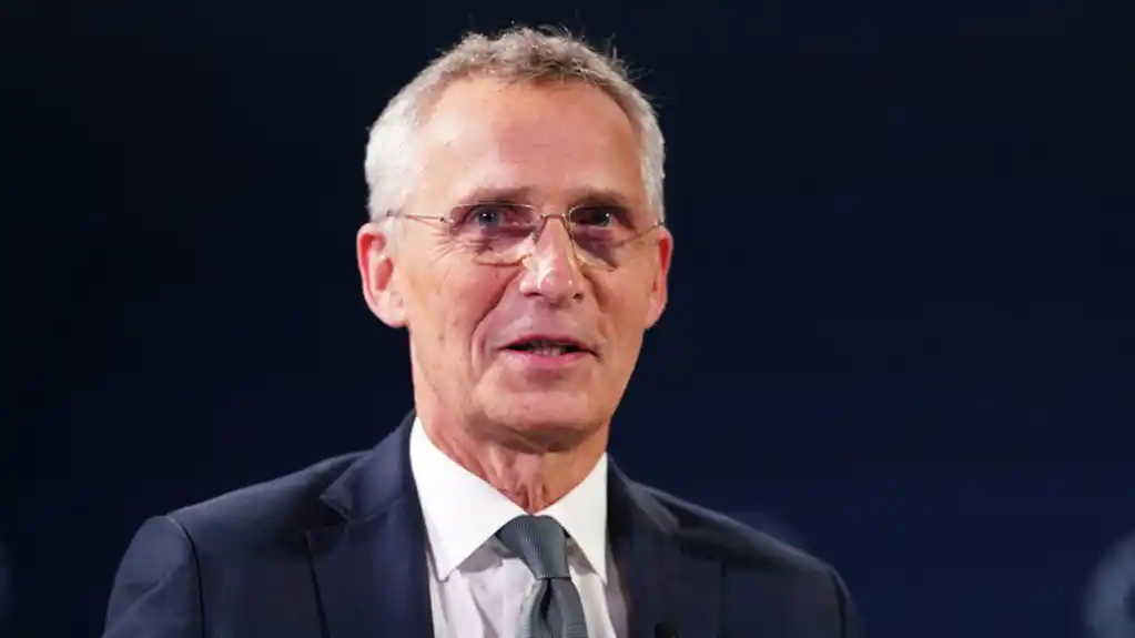 Stoltenberg: Zelenski se krio u bunkerima na početku sukoba u Ukrajini