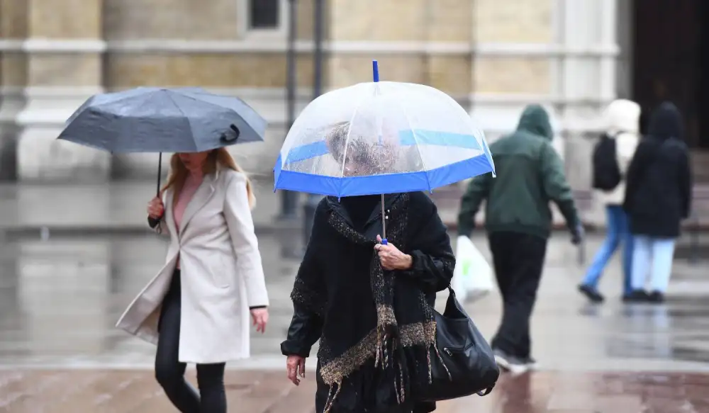 Sutra oblačno sa kišom, temperatura do 21 stepen