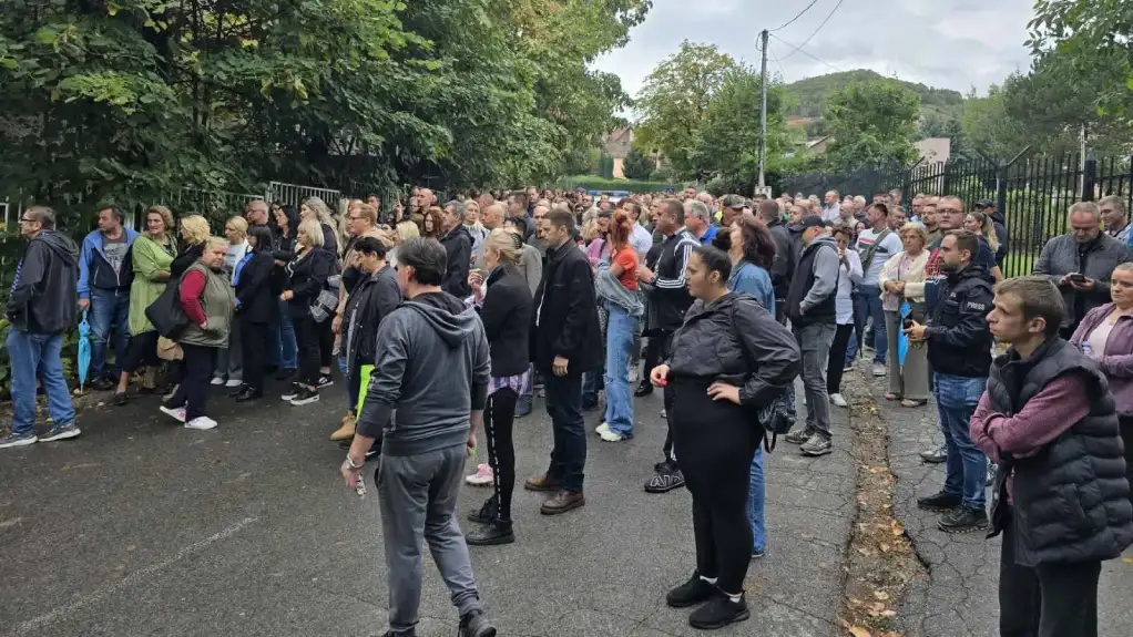 U severnom delu Kosovske Mitrovice protest zbog hapšenja Aleksandra Arsenijevića