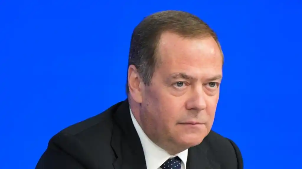 Medvedev prokomentarisao poslednja zivanja: Proglasite sve nepoželjnim