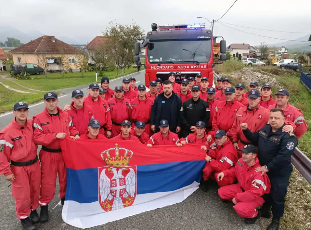 Maksimović: U BiH stiglo 36 srpskih spasilaca, situacija na terenu vrlo kompleksna