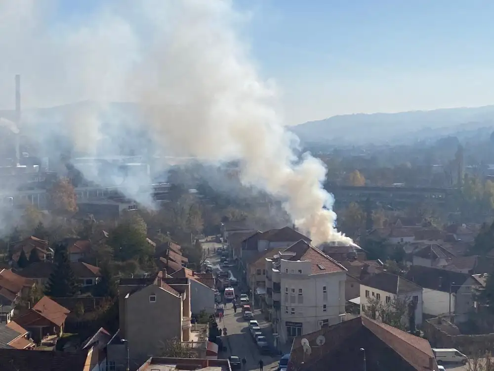 Gorele tri kuće u Kragujevcu, žena zaboravila da isključi ringlu