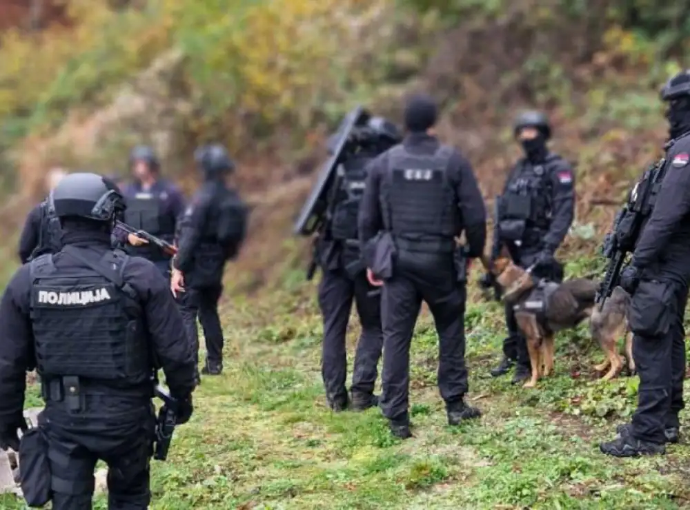 Žandarmerija i dalje traga za Balijagićem, policija obezbeđuje sve kuće u Orašcu