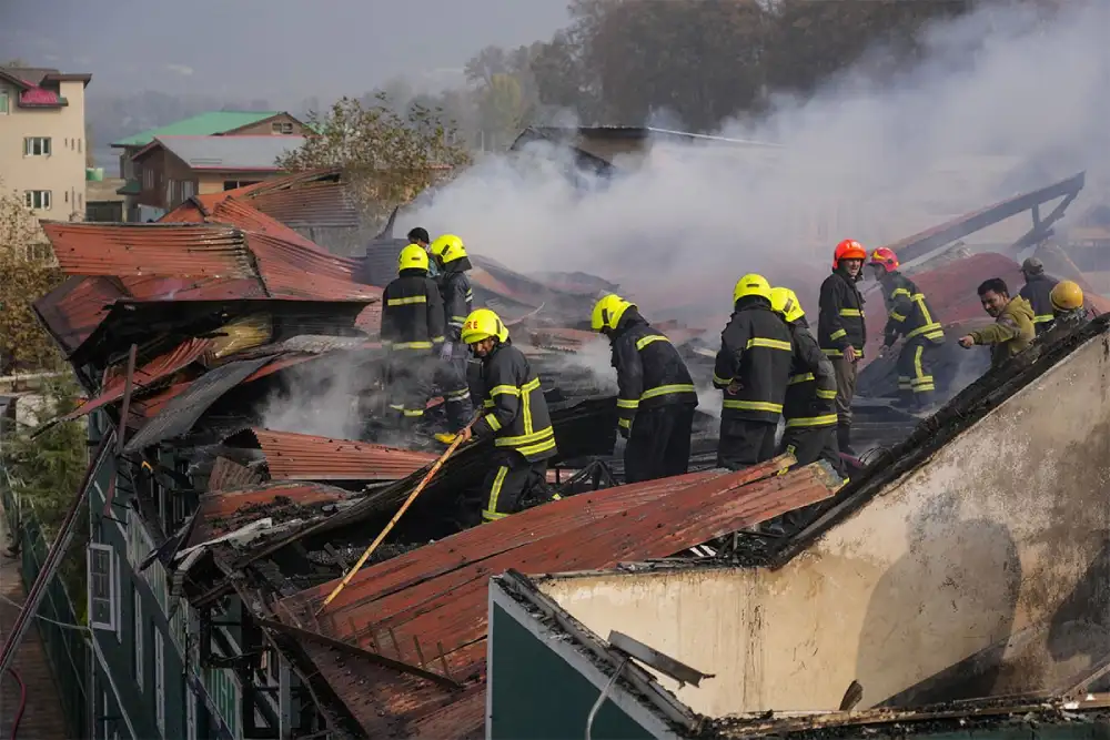 Najmanje 10 osoba poginulo u požaru u Španiji