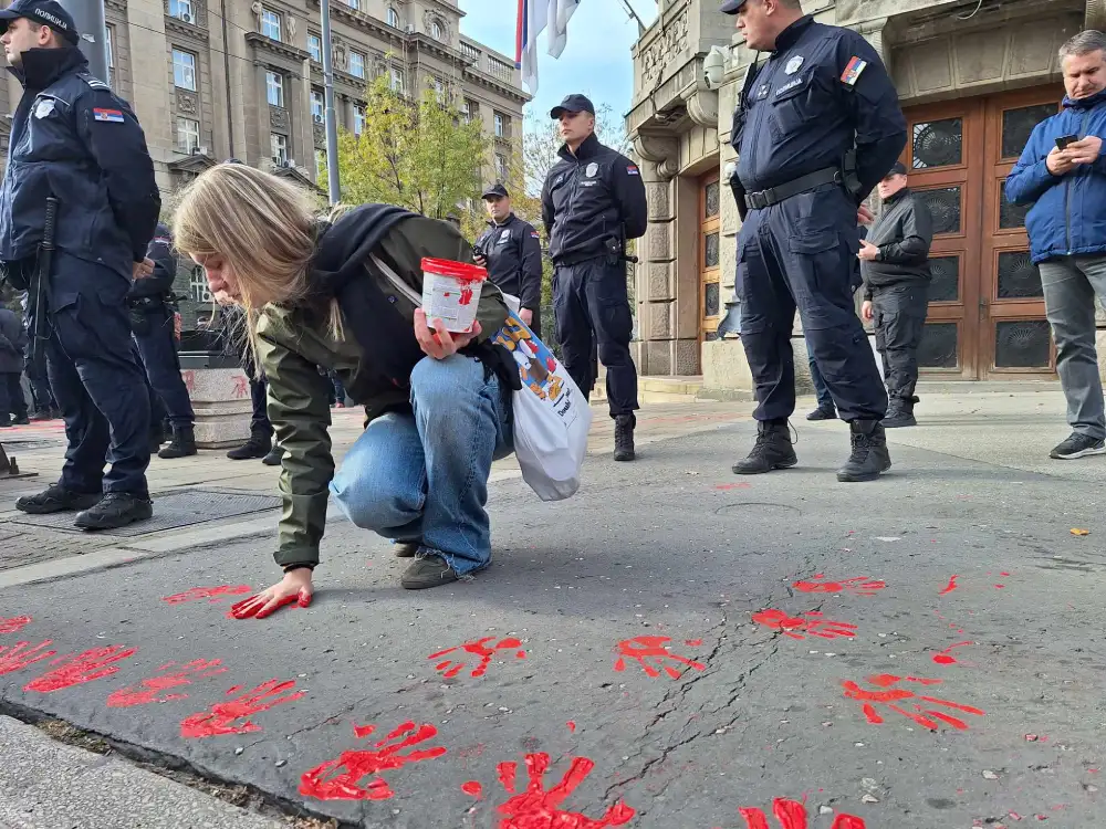 Protest ispred Vlade Srbije u 17 sati