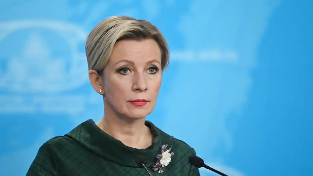 Zaharova: SAD treba da utihnu o demokratiji