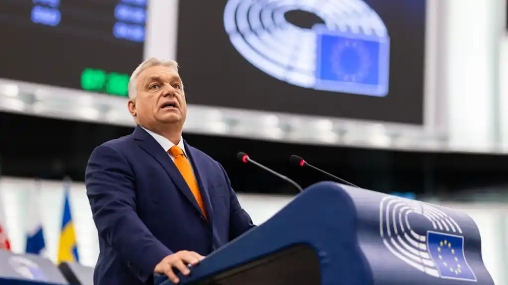 Orban: Mađarska je konzervativno ostrvo u evropskom „liberalnom okeanu“